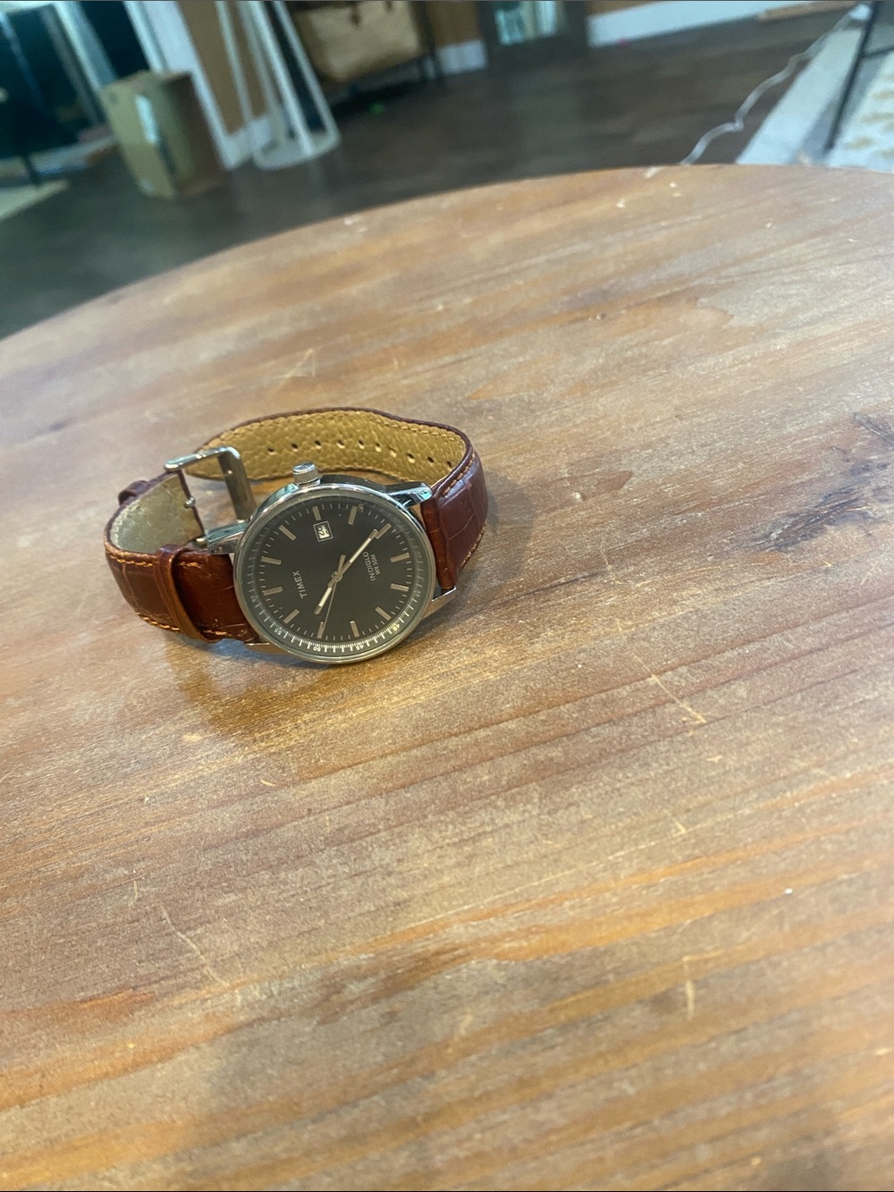 Timeless Men's Brown Leather Strap Wristwatch - Black Dial - Picture 2 of 2